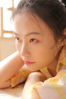 学生姝被内谢出白浆