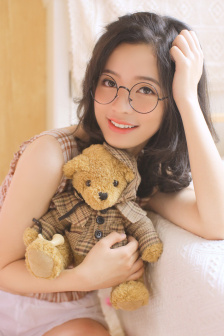 消失的她